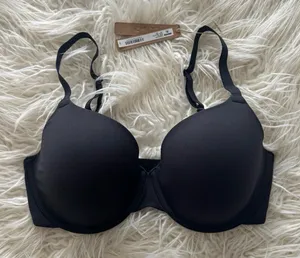 Skims Fits Everybody T-shirt Bra Onyx Size 32DD thumbnail 1