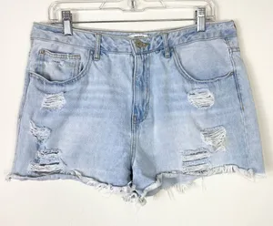 Forever 21 Light Wash Distressed Denim Raw Hem High Rise Jean Shorts Size 31 thumbnail 1