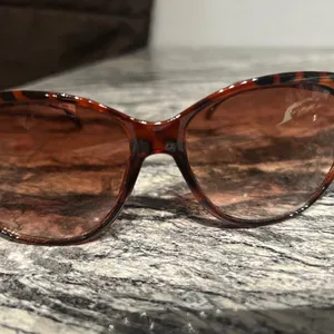 Tortoise Shell Sunglasses Brown thumbnail 2