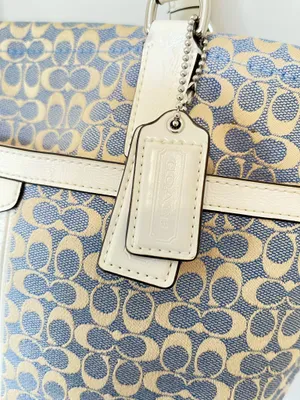 Coach Bag Shoulder Signature Tote thumbnail 2