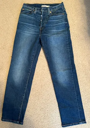 Levi’s Wedgie Straight Jeans thumbnail 1