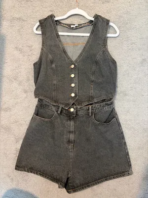 Le Lis V Neck Sleeveless Denim Romper thumbnail 3