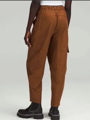 Lululemon Light Utilitech Cargo Pocket High-Rise Pant #W5ENBS Women Size 29 thumbnail 2