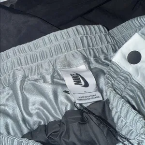 NWT $200 Nike x Ambush Tearaway Pants Brooklyn Nets NBA DB8589-010 Women’s XL thumbnail 10