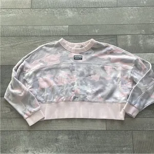 Adidas Size Large Pink Camouflage Crewneck Sweatshirt. thumbnail 7