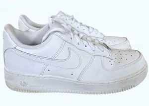 Nike Air Force 1 Low '07 Women's Sz 8 Triple White‎ 315115-112 thumbnail 1