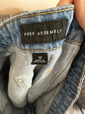 Free Assembly Walmart Denim Shorts thumbnail 3