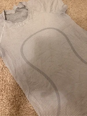 lululemon athletica Striped Swiftly Tech in Black and White thumbnail 8