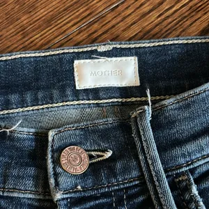 Mother The Hustler Ankle Fray High Waisted Jeans in Bake Sale Brawl thumbnail 2