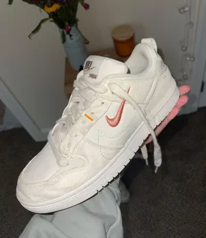 Nike Dunk Low thumbnail 1