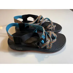 Chaco Rainbow Tie-Dye Multicolor Strappy‎ Sport Sandals Black Size 7 thumbnail 3