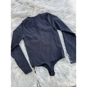 Skims Essential Crew Neck Long Sleeve Bodysuit Onyx Size S/M thumbnail 8