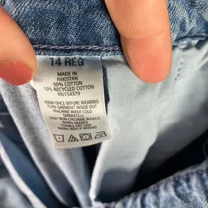 Aeropostale Womens 14R‎ Trouser Jeans White Waistband Light Wash Denim New thumbnail 14