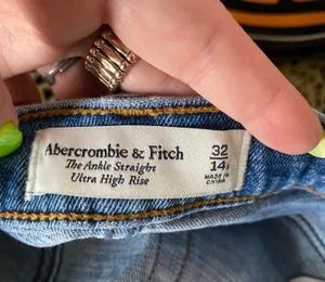 Abercrombie Distressed Jeans thumbnail 5