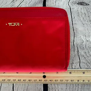 TUMI Vista Nylon Zip-Around Wristlet Strap Travel Wallet Red 4.5" X 7.5" thumbnail 10