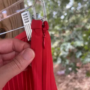 Banana Republic Women's Red Tiered Mini Skirt Size 4 thumbnail 5