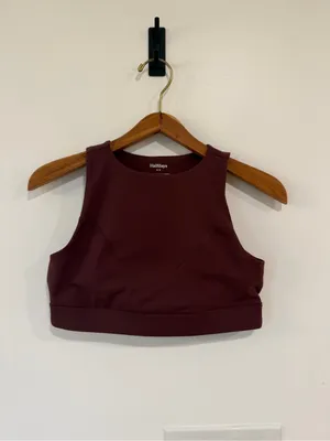 Halfdays Kara Sports Bra NWOT Glazed Cherry Women’s Size Medium Athleisure Gym thumbnail 2
