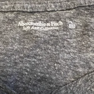 Abercrombie & Fitch Crop Tee thumbnail 4