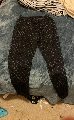 Lululemon Pants thumbnail 1
