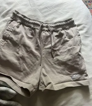 Nike Shorts thumbnail 1