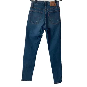 Levi’s Wedgie Skinny Jeans Button Fly‎ Distressed thumbnail 2