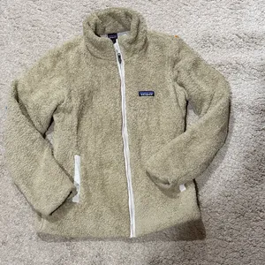 Patagonia size M VGUC thumbnail 1