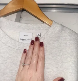 Aritzia Cropped Mega Fit Cozy SweatFleece thumbnail 4
