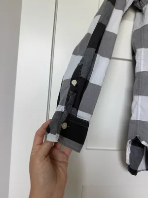 Gap Black & Gray Plaid Button Down thumbnail 2