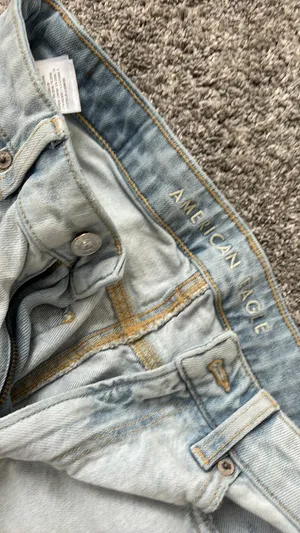 American Eagle Jeans thumbnail 3