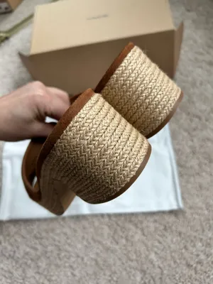 Vince suede platform sandals. 7.5 thumbnail 7