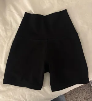 aerie biker shorts thumbnail 1