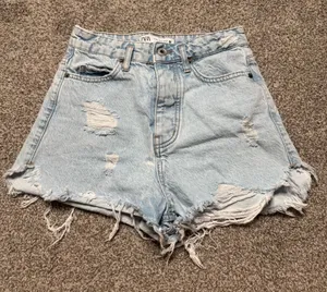 Zara Jean short thumbnail 1