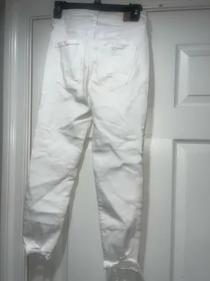 American Eagle Outfitters White Distressed Ripped Jeans thumbnail 2