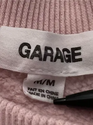 Garage Milan Italy Embroidered Pink Crewneck Sweatshirt - Size Medium - VGUC thumbnail 5