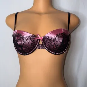 Xhilaration Pink and black lace bra thumbnail 1