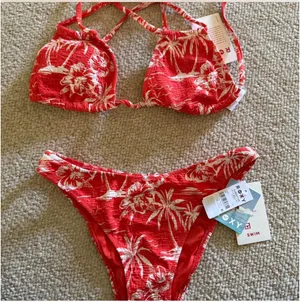 Roxy Bikini Set thumbnail 1