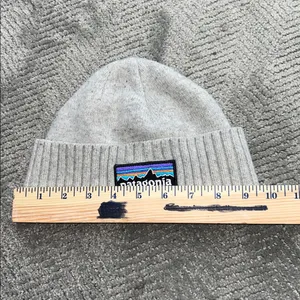 Patagonia Brodeo Beanie Gray Logo Wool Blend Outdoors thumbnail 4