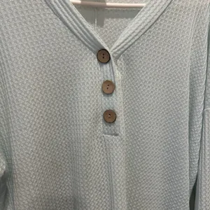 Fantastic‎ Fawn Womens Mint Green Waffle Knit Roll Tab Henley Top Medium Thermal thumbnail 3