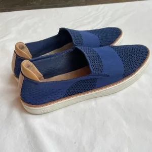 Ugg‎ Sammy Slip On Woven Sneakers Navy Blue Sz 7.5 thumbnail 5