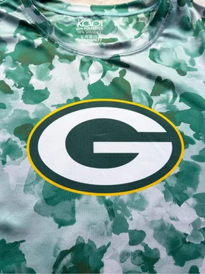 Green Bay Packers Kadi Floral Camo Performance Shirt Women’s L thumbnail 3