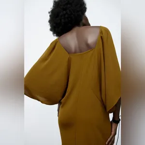 NWT - Zara VOLUMINOUS SLEEVE DRESS size Medium thumbnail 3