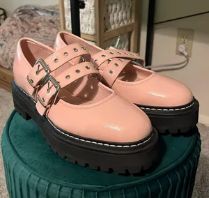 Steve Madden Shoes thumbnail 1