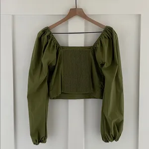 ABERCROMBIE & FITCH Puff Sleeve Pleated Bodice Ruched Crop Top in Green Size M thumbnail 7