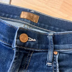 MOTHER The Insider Crop Step Fray‎ In Teaming Up Jeans Size 26 Boot Cut thumbnail 7