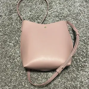 Samara Medium Shoulder Vegan Leather Bag in Peony‎ thumbnail 9