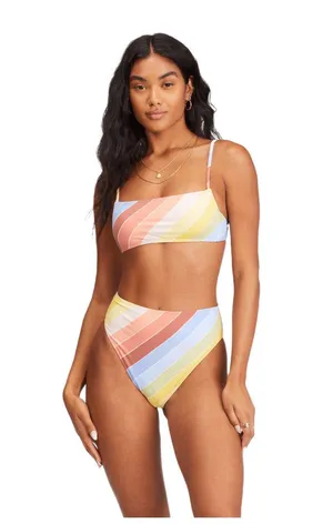 Bikini thumbnail 1