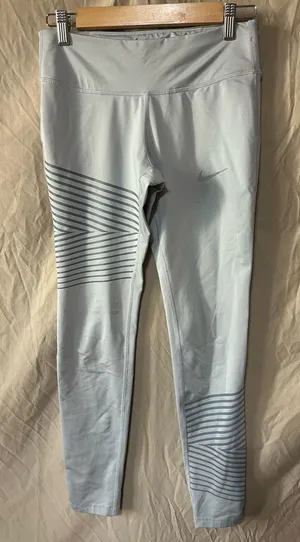 Nike leggings thumbnail 1