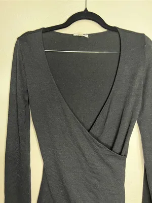 Wilfred Free Aritzia Black Faux Wrap Ballerina‎ Long Sleeve Top thumbnail 3