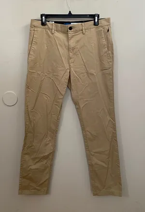 Old Navy Men’s Tan Chino Pants thumbnail 1