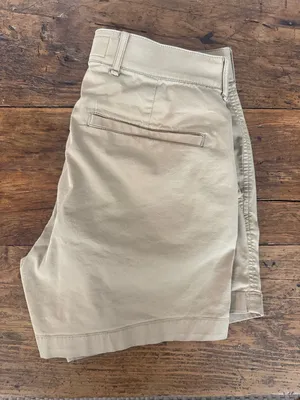 Abercrombie & Fitch Tan All Day Short 5" Inseam Size 28 thumbnail 1
